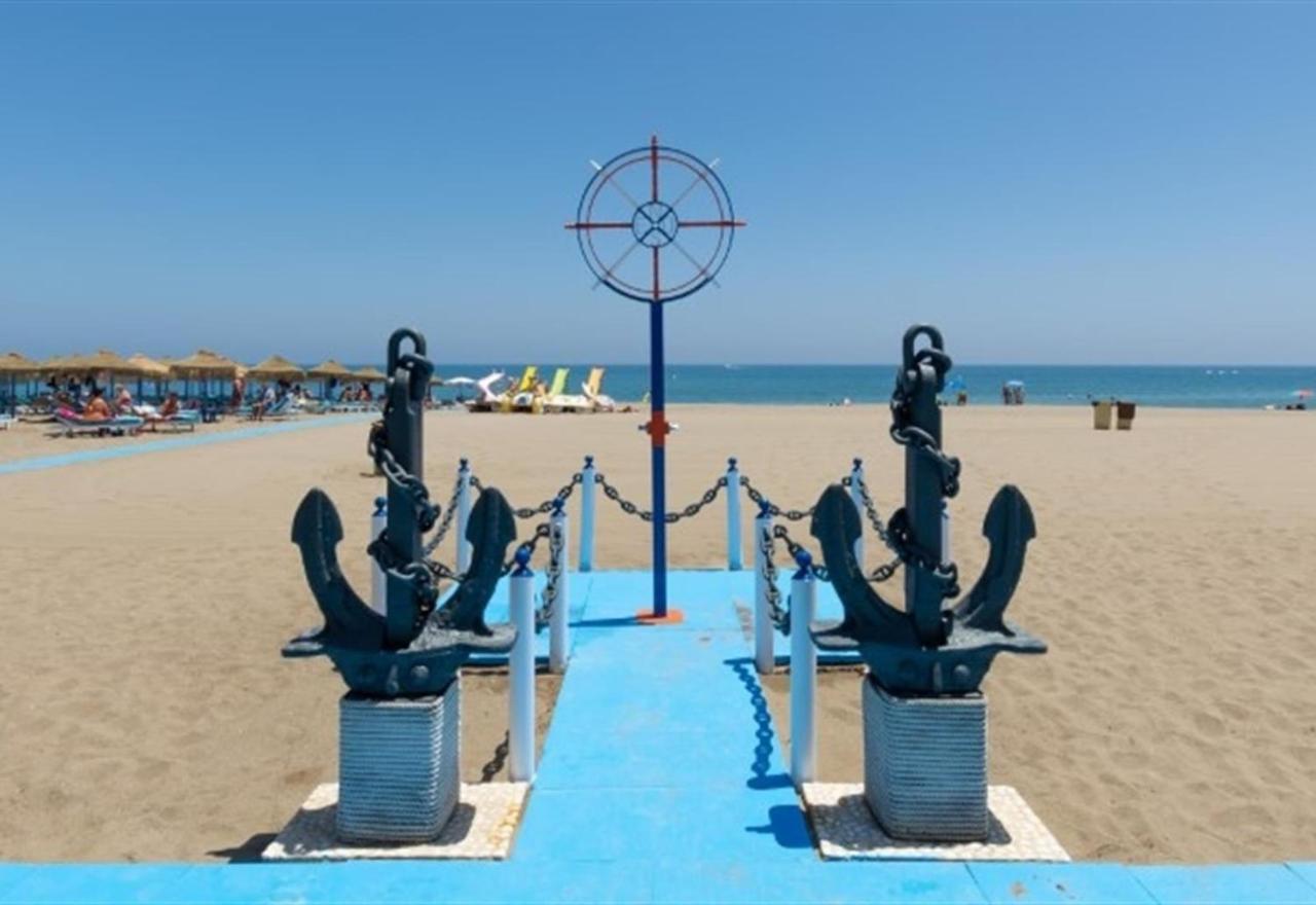 Beach Apartment Montemarcarihuela 托雷莫利诺斯 外观 照片